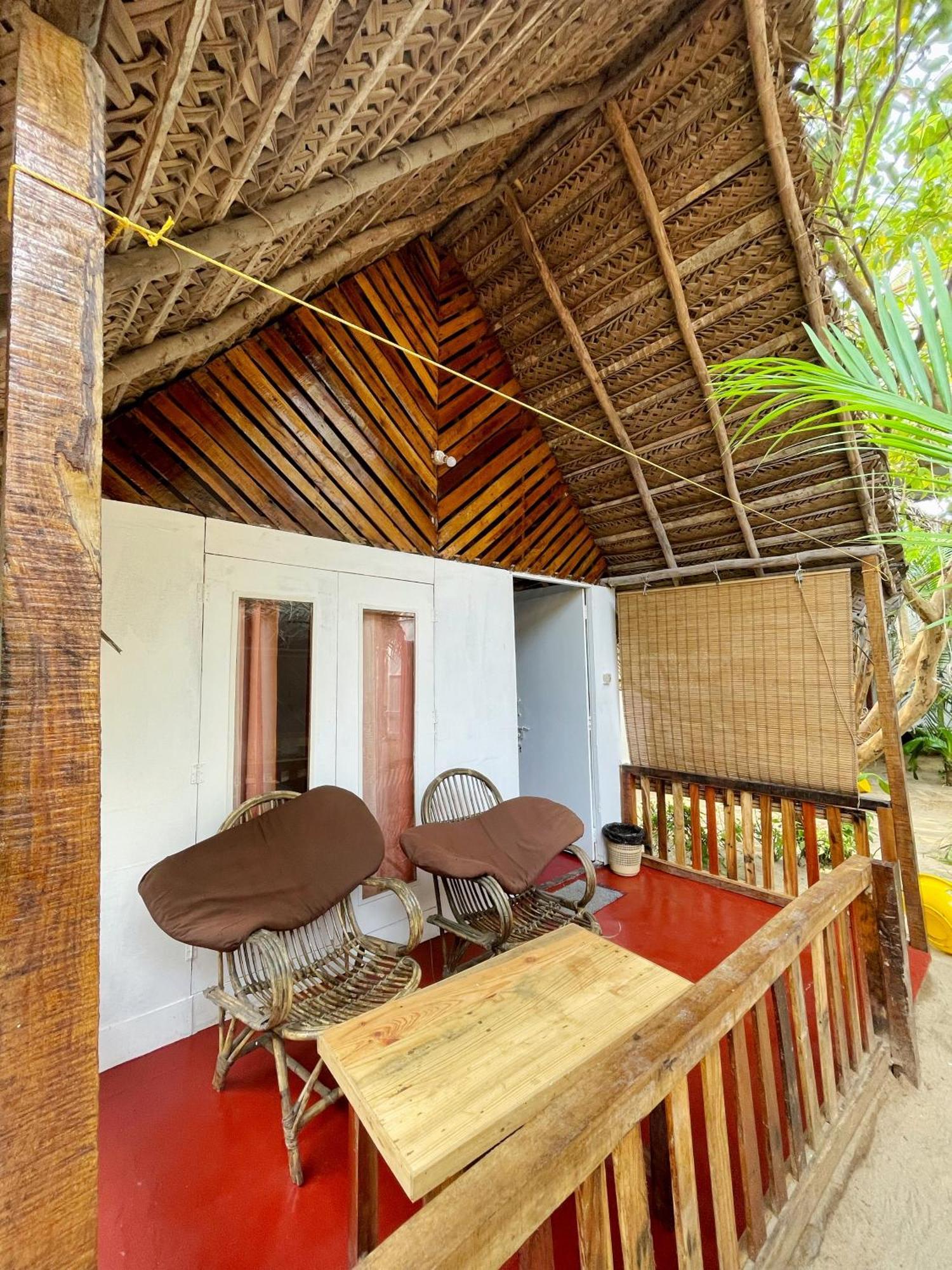 Hotel Ducknchill-Agonda Exterior foto